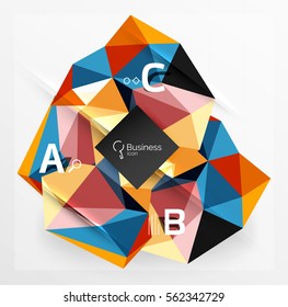 Polygonaler abstrakter Dreieck-Hintergrund mit Infografiken. Vektorgrafik-3D-Mosaikhintergrund für das Workflow-Layout, Diagramm, Zahlenoptionen oder Webdesign