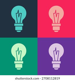 Arte Pop Bombilla con concepto de icono de idea aislado en fondo de color. Símbolo de energía e idea. Concepto de Inspiración.  Vector