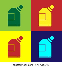 Pop art Botellas plásticas para detergente de lavandería, blanqueador, líquido lavavajillas u otro icono de agente de limpieza aislado en el fondo del color. Ilustración vectorial