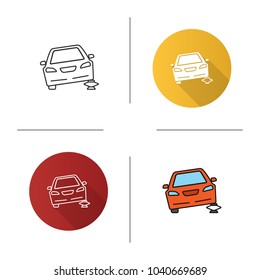 Portable car jack icon. Flat design, linear and color styles. Wheel changing. Broken automobile. Isolated vector illustrations