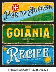 Porto Alegre, Goiania, Recife calcomanías y placas de viaje de la ciudad brasileña. Placa vintage de la ciudad de Brasil o postal. Cartas de recuerdo o pegatinas de vectores de viajes de vacaciones de Sudamérica, cartel de lata de viajes de grueso