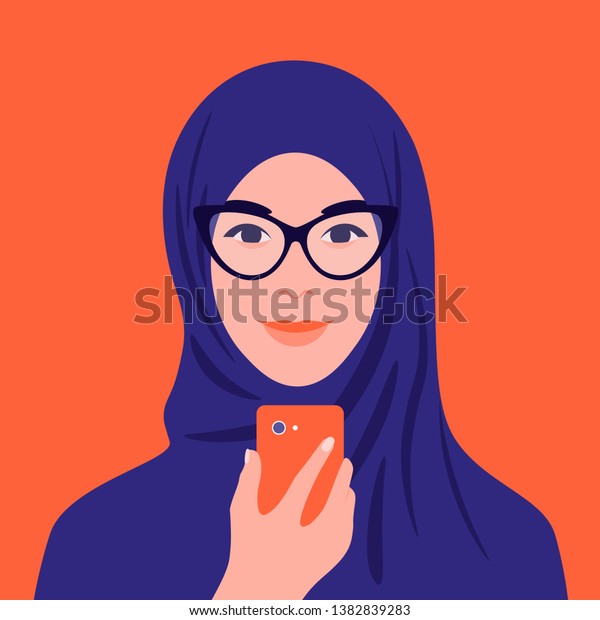 ヒジャブと眼鏡をかけたアラビア人女性のポートレート イスラム教徒の女の子のアバター スマートフォン ベクターフラットイラスト のベクター画像素材 ロイヤリティフリー 1392