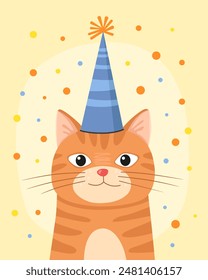 Retrato de un lindo gato naranja en una gorra festiva azul. Fondo amarillo claro, confeti multicolor. Tarjeta de cumpleaños. Lindo dibujo animado.