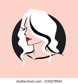 Retrato de una mujer bonita con cabello ondulado blanco. Ilustración abstracta de moda de una mujer de buen aspecto con el pelo rubio largo.