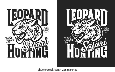 Potente mascota leopardo, estampado de camisetas deportivas de caza safari y emblema vectorial del club de cazadores. Leopardo furioso o pantera jaguar con un símbolo de colmillos para la temporada al aire libre de safari africano o una camiseta de club de caza