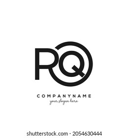 PQ Anfangsbuchstabe Logo in kreisförmiger Form innerhalb eines gerundeten schwarzen und goldenen Monogramms