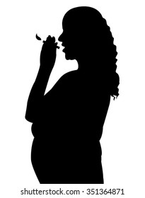 pregnant woman smoking