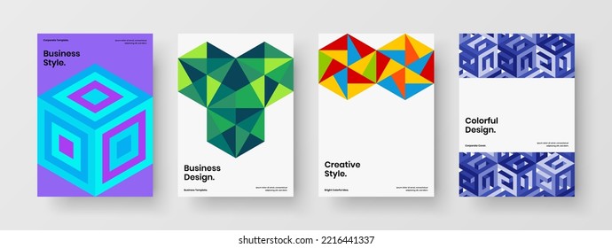 Juego de plantillas de vector de diseño de portada corporativa premium. Conjunto de ilustraciones de página principal de mosaicos aislados.