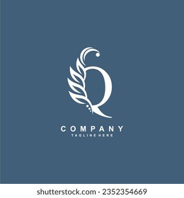 Premium monogram Q initial letter logo design with luxury floral and leaf abc type logo. Q icon, modern vintage nature illustration. suitable for logos of beauty, business, company, brand, boutique 
