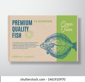 Qualitativ hochwertige Fisch-Realistische Pappbox. Abstraktes Design oder Label für Vektorverpackungen. Moderne Typografie, handgezeichneter Flatfish oder Flounder Silhouette. Hintergrundlayout des Handwerks. Einzeln.