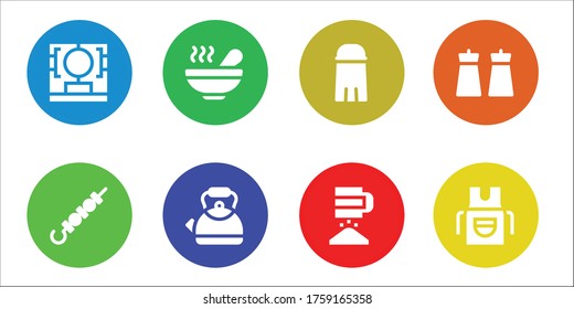 conjunto de iconos de preparación. 8 iconos de preparación rellenados. Incluido escáner de impresión 3d, Skewer, Soup, Kettle, Salt, Sieve, Iconos Apron