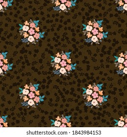 Un bonito patrón de mochila vintage en flores pequeñas. Millefleurs. Fondo floral dulce sin soldadura para textil, tela, cubiertas, papel pintado, impresión, envoltura de regalo, reserva de chatarra, edredón, desacoplamiento.