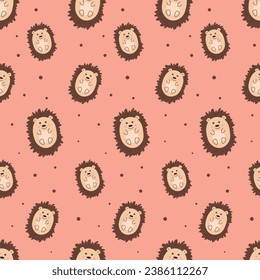 Druck für Kinderbekleidung. Nahtloses Muster mit süßen Cartoon-Hedgehogs auf pastellorangefarbenem Hintergrund. Vektorgrafik