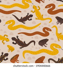 Print with snakes, salamanders, frogs. Reptile seamless background on sand with modern natural earth colors. Ground calm palette. Yellow brown. Hand drawn stylized amphibian. Surface patterт design