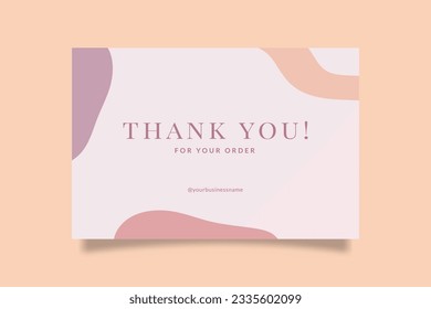 Printable beautiful Vielen Dank Card Vorlage für kleine Online-Unternehmen, dekoriert mit organischen Objekt violett und orange Farbe Pastellfarben. Geeignet für Beauty, Mode, Frauen, Kosmetik, Bäckereimarke