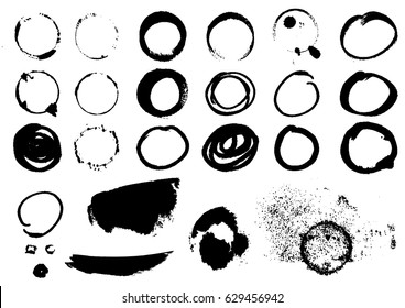 Prints from a circle cup ink brushes set vector.