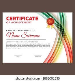 Plantilla de certificado nuevo creativo profesional