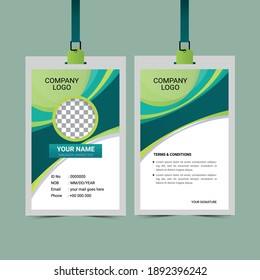 
Diseño profesional de tarjeta de identificación profesional creativa simple