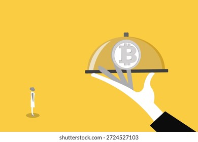 Mano de Profesional que sirve a la criptomoneda Bitcoin en una bandeja plateada con cloche a una mujer de negocios que ilustra las oportunidades de inversión financiera y los servicios de gestión patrimonial