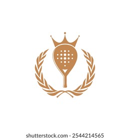 Logotipo padel profissional com raquete coroada e folhas de louro, simbolizando prestígio e vitória. Este design minimalista em ouro é ideal para torneios ou clubes exclusivos padel.