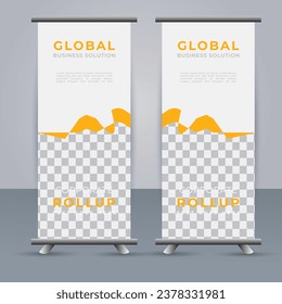 plantilla de banner Rolup profesional con formas amarillas