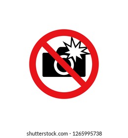 Prohibition sign (pictogram) / Do not use flash photographs