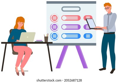 Conceptos básicos de la gestión de proyectos, los empleados trabajan con la tecnología. Tendencias e íconos sociales, información de datos, video y proceso de engranajes. Plantilla de sitio web o página web de aterrizaje. Personas trabajando con laptops