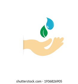 Schutz der Umwelt und des Wassers. Ein Wassertropfen und ein Laub