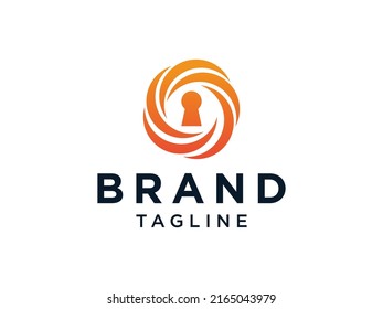 Logotipo de seguridad de protección. Olas circulares con torsión naranja con icono de agujero de llave aislado en fondo blanco. Elemento de plantilla de diseño de logotipo de vectores planos.