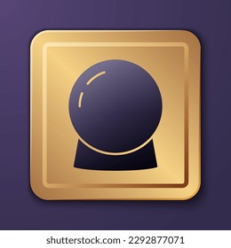 Icono de bola mágica púrpura aislado en fondo morado. Balón de cristal. Botón cuadrado de oro. Vector