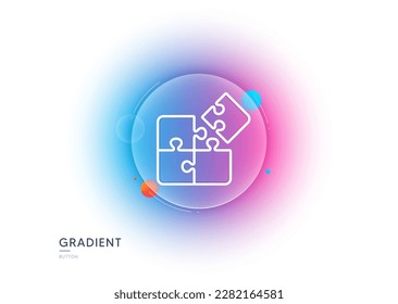 Icono de la línea de rompecabezas. Botón de desenfoque degradado con gafas. Signo de estrategia de ingeniería. Diseño de vidrio transparente. Icono de la línea de rompecabezas. Vector