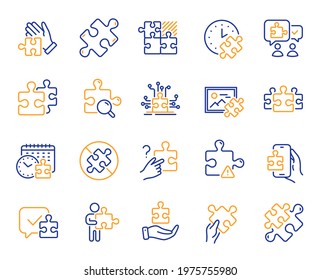 Puzzle line icons. Jigsaw Challenge time, Business Strategy, Puzzle Pieces icons. Solution, Decide or Solve piece of problem and Teamwork idea. Jigsaw game time, Solution options. Vector