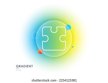 Icono de la línea de la pieza del rompecabezas. Botón de desenfoque degradado con gafas. Signo de forma de juego de jigsaw. Elemento de estrategia comercial. Diseño de vidrio transparente. Icono de la línea de rompecabezas. Vector