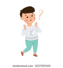 Pequeño niño desconcertado con signo de interrogación que le rasca la cabeza maravillándose de la ilustración vectorial