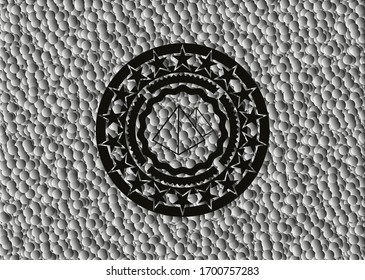 ícono de las pirámides dentro de una placa oscura con fondo de burbujas. Ilustración vectorial. Detallado.