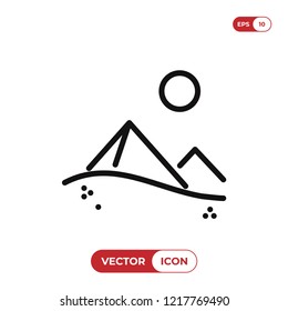 Pyramids vector icon