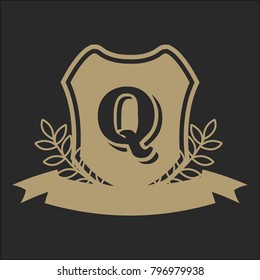 Q Alphabet initials crest emblem logo