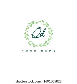 Q D QD  Initial letter handwriting and signature logo.	