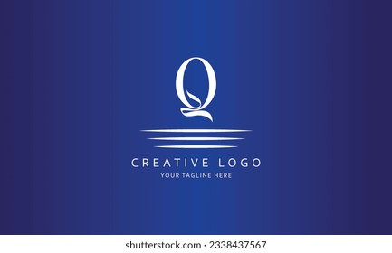 Q-Brief klassisch moderne, einfache Vektormarke-Logo-Design für alle Arten von Unternehmen mit blauem Hintergrund  