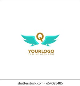 Q Letter Flying Bird isolated, swoosh stylise, abstract birds, Airline template logo, Tourism template logo. Eagle wing vector illustration