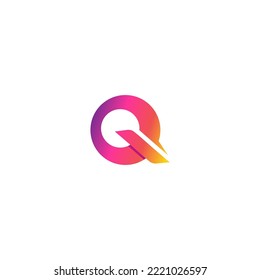 Q letter logo design template elements. Modern abstract digital alphabet letter logo. Vector illustration. Colorful Q letter logo.