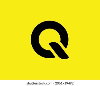Q letter logo design vector template