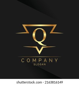Q letter logo Gold 3D