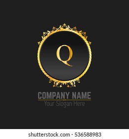 Q Letter logo, Golden Monogram design elements, line art logo. Beautiful Boutique Logo Designs, Business sign, Restaurant, Royalty, Cafe, Hotel, Heraldic, Jewelry, Fashion, Wine. Vector illustration