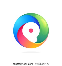 Q letter logo inside swirling loop circle. Negative space style icon. Colorful gradient emblem for your social network app, fun avatar or loading screen.