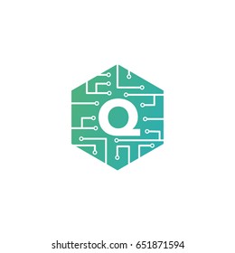 Q Letter, Modern Chip Connection Logo Template Design