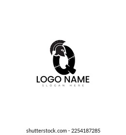 Q-Brief mit Spartan-Logo, Vektorgrafik-Design
