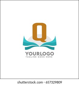 Q letter sunset beach typography logo for t-shirt graphics, vectors, surf, and store business