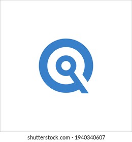 Q logo design vector sign 