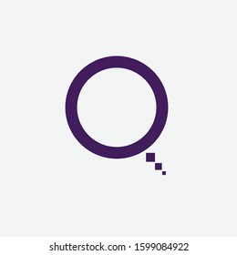 Q logo with unique design